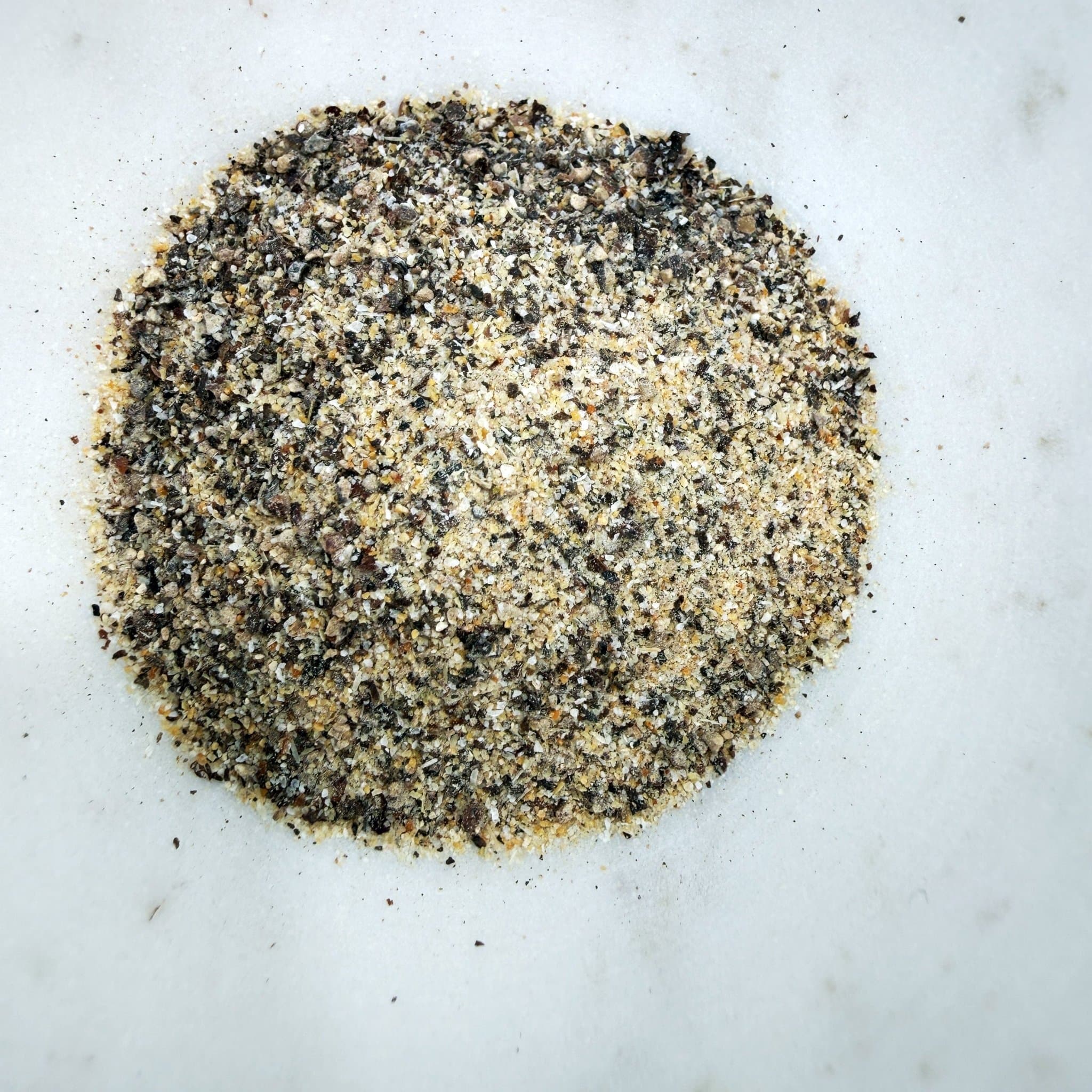 Casa Flake Roasted Garlic Pepper on a white background